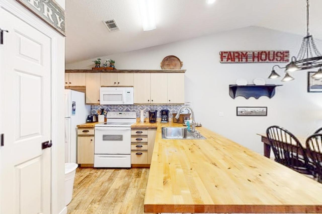 The Farmhouse At Fall Creek แบรนสัน ภายนอก รูปภาพ